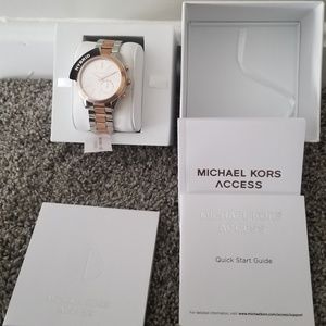 Michael Kors Hybrid
